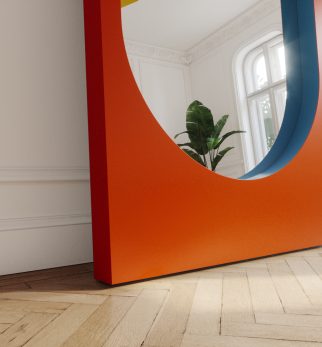 Lustro Player Orange Joy Hogai – duże stojące lustro do salonu