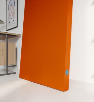 Lustro Cellist Orange Joy – ciekawe stojące lustro do każdego wnętrza
