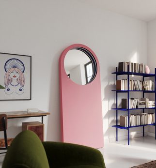 Lustro Cellist Pink Power – ciekawe stojące lustro do każdego wnętrza