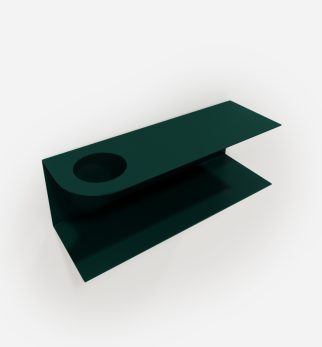 Minimalistyczna półka ścienna Smith z charakterystycznym wycięciem, w kolorze zielonym Green Bottle – designerska i trwała konstrukcja z metalu. Hogai.