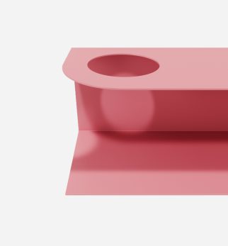 Minimalistyczna półka ścienna Smith z charakterystycznym wycięciem, w kolorze różowym Pink Power – designerska i trwała konstrukcja z metalu. Hogai.