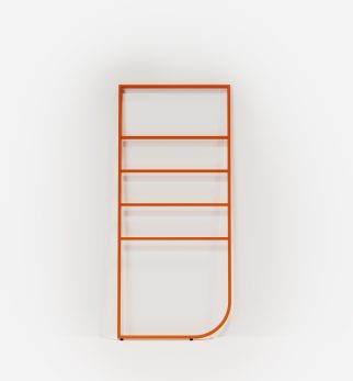 Wieszak na ręczniki Hogai Spy Hanger Orange Joy w radosnym kolorze pomarańczowym.