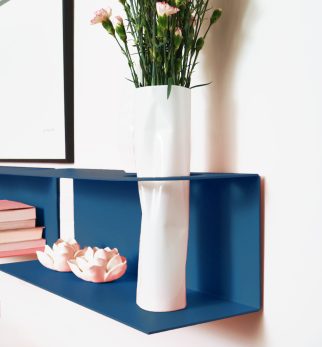 Zestaw designerskich półek metalowych Hogai – modele Miller i Smith w kolorze niebieskim Blue Jeans.