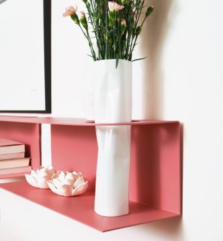 Zestaw designerskich półek metalowych Hogai – modele Miller i Smith w kolorze różowym Pink Power.