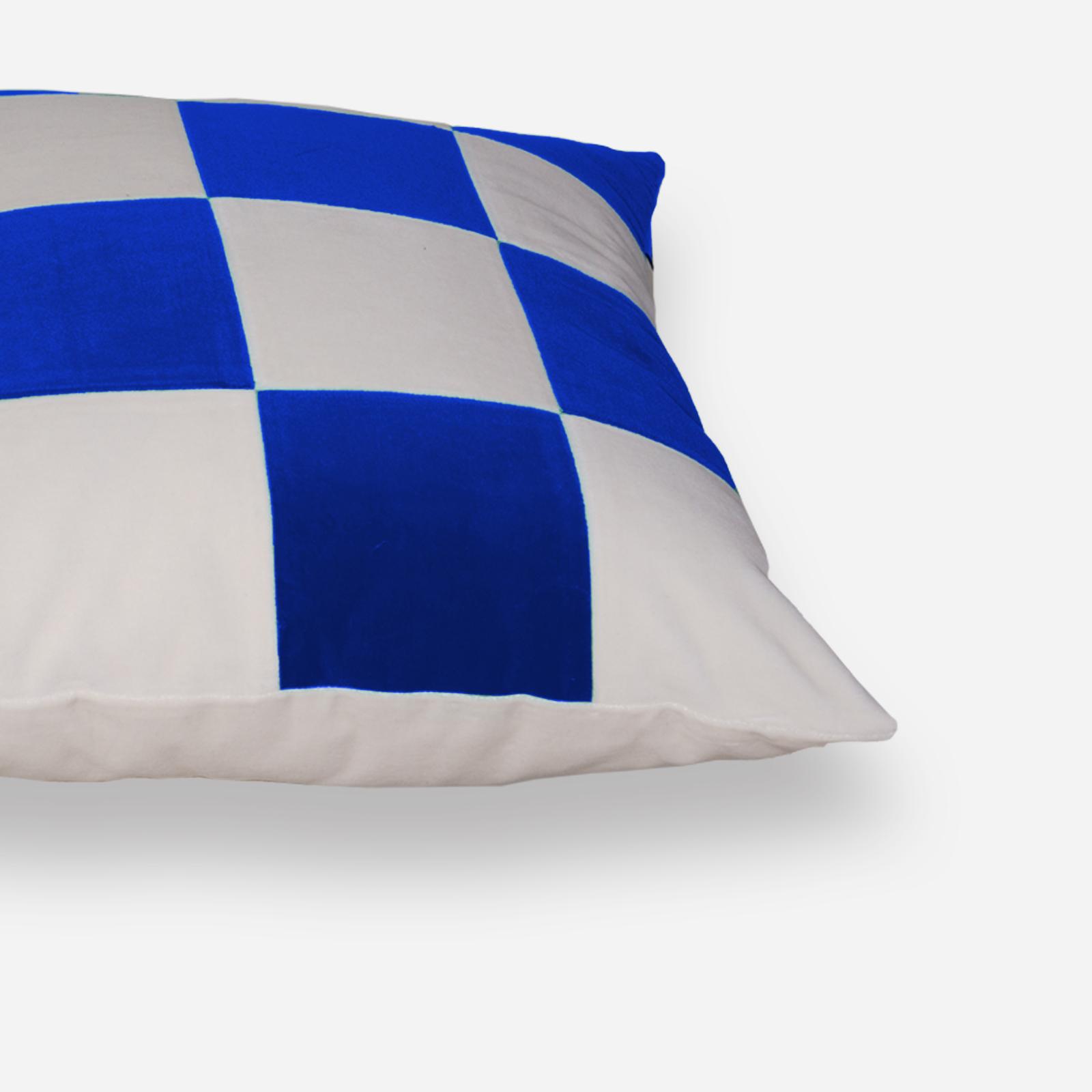 Ręcznie robiona poduszka Dreamer 50x50 z bawełnianego aksamitu marki Hogai.