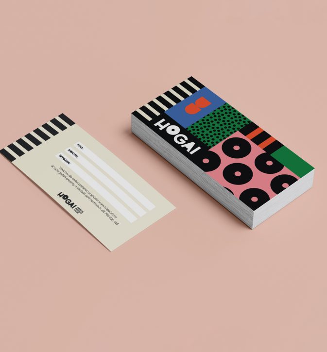 Voucher prezentowy Hogai – elegancka karta podarunkowa na designerskie meble i dodatki.