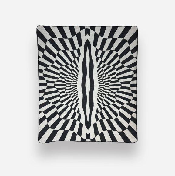 OP-ART BEDCOVER