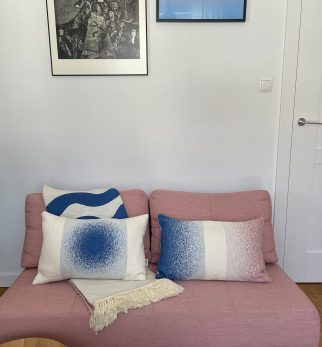 Zestaw poduszek Gradient Hogai – nowoczesne poduszki z surowej bawełny z płynnym przejściem kolorów.
