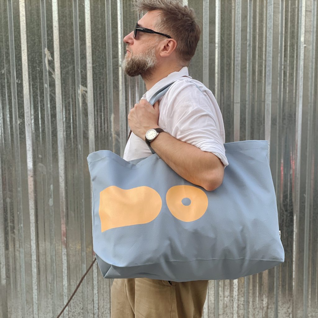 detal_blue11 | Hogai Duża torba płócienna exclamation blue caramel hogai – bawełniana torba shopper xl z karmelowym wzorem.