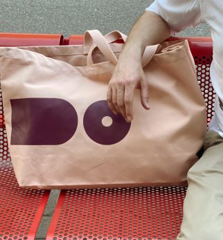 Torba miejska Exclamation w kolorze brzoskwiniowo-bordowym – elegancki i pojemny shopper bag dla niej i dla niego.